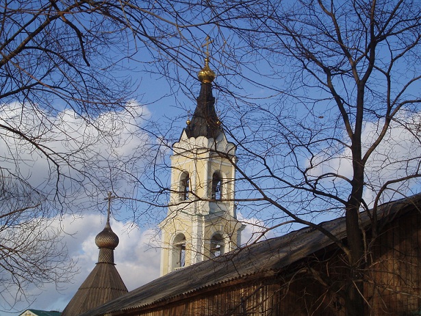 Колокольня Свято-Николаевской церкви, Пасха, 2006 год [Анатолий Новак]