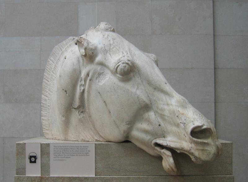 Голова лошади Селены [Википедия]