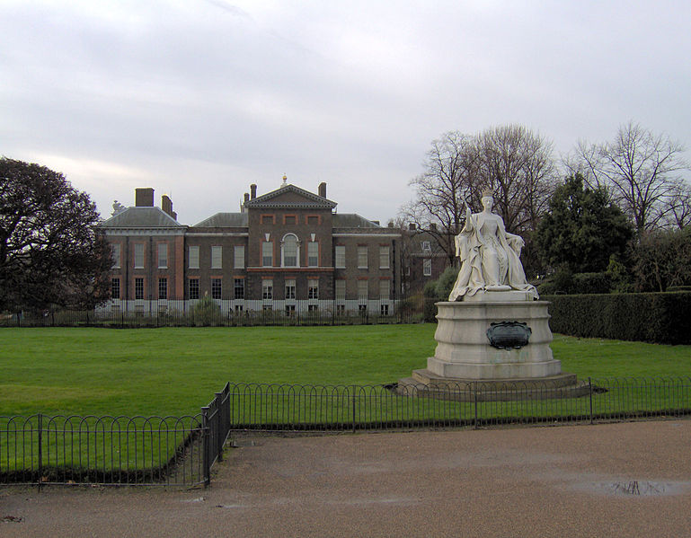 Victoria and Kensington Palace [Википедия]
